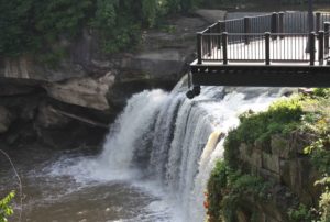 cascade falls in elyria ohio
